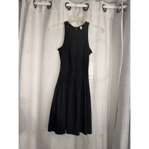 Lululemon Here To There Black Dress Sleeveless Round Neck Zip Size 2 Pockets